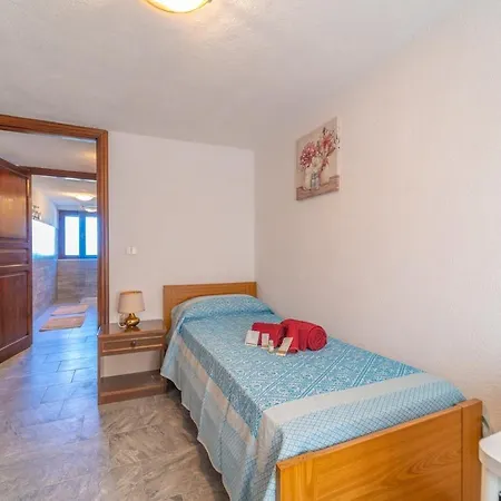 Oasi - Giardino E Parcheggio Privato Apartamento