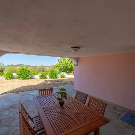 Apartment Oasi - Giardino E Parcheggio Privato *