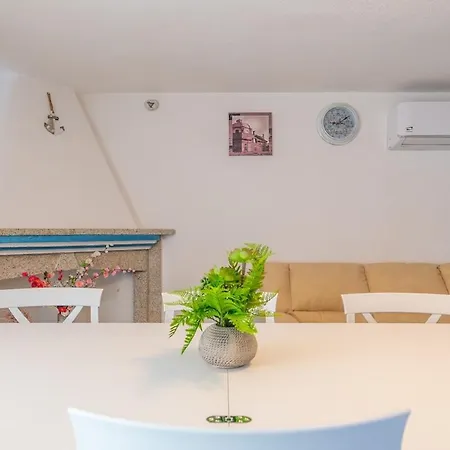 Oasi - Giardino E Parcheggio Privato * Schifoni