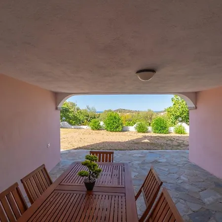아파트 Oasi - Giardino E Parcheggio Privato